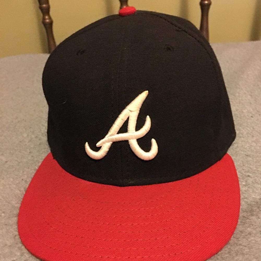Braves Fitted Hat Size 7 3/8